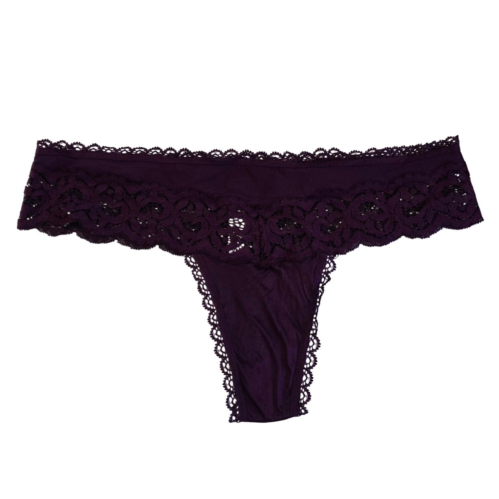 Victorias Secret Body By Victoria Purple Lace Trim Thong Panty Medium Cute NWOT